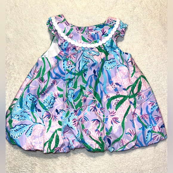 Lilly Pulitzer Baby Paloma bubble dress, size 3-6 mos, EUC
Multi Seacret Escape - Picture 5 of 6